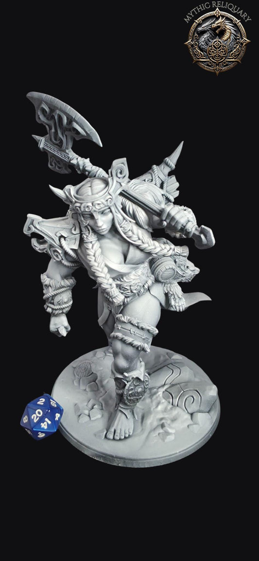 Frost Giant Miniature: Skjarnhilda - Artisan Guild TTRPG Figure